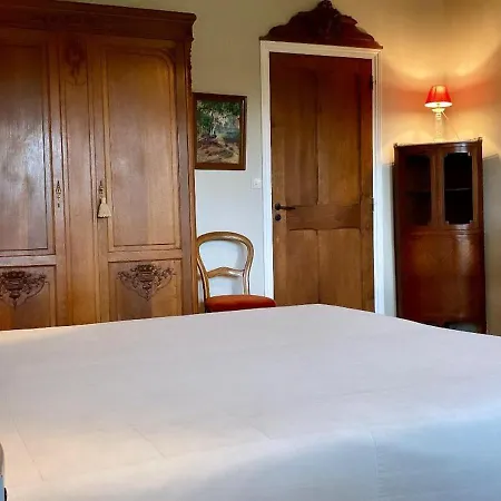 Manoir De Longeau * Crouay