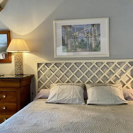 Manoir De Longeau Crouay